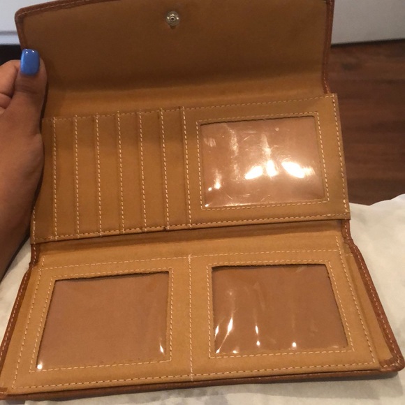 Wallet - Picture 3 of 3